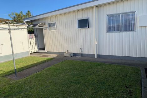 Photo of property in 407 Hapia Street, Camberley, Hastings, 4120