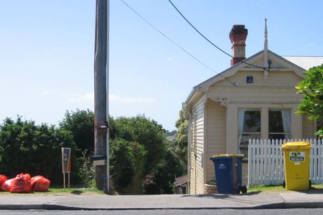 Photo of property in 2/53 Birkdale Road, Birkdale, Auckland, 0626