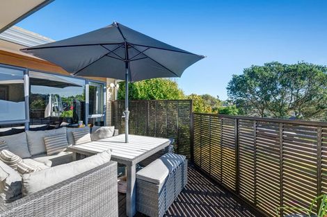 Photo of property in 15 Palm Cove, Arkles Bay, Whangaparaoa, 0932