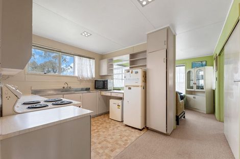 Photo of property in 51 Cedar Heights Avenue, Massey, Auckland, 0614