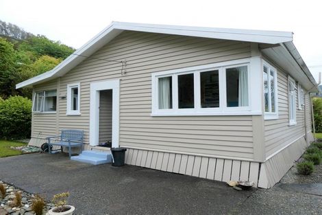 Photo of property in 2 Sutherland Street, Dunollie, Runanga, 7803