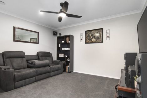 Photo of property in 11 Augusta Rise, Omokoroa, 3114