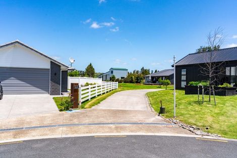 Photo of property in 1 Kahikatea Tree Lane Lane, Waipu, 0510