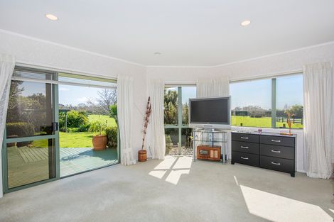 Photo of property in 305 Seagrove Road, Waiau Pa, Pukekohe, 2679