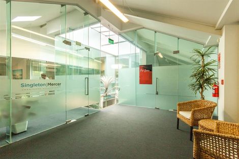 Photo of property in 10b Victoria Road, Devonport, Auckland, 0624