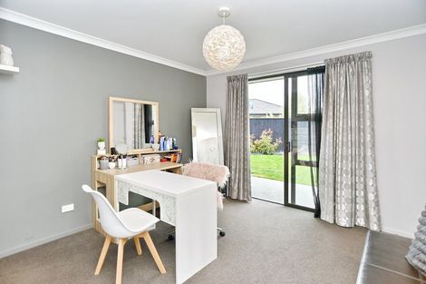 Photo of property in 28 Wootton Place, Kaiapoi, 7630