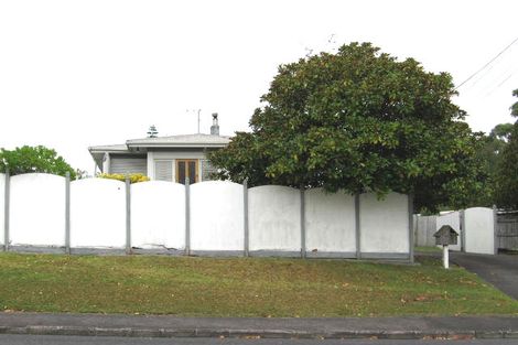 Photo of property in 6 Wattle Road, Sunnyvale, Auckland, 0612