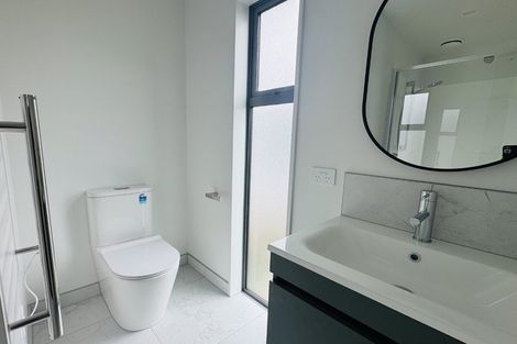 Photo of property in 1/65 Thackeray Place, Waltham, Christchurch, 8023