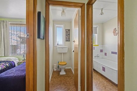 Photo of property in 47 Lyndhurst Street, Westport, 7825