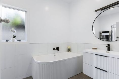 Photo of property in 44 Hutton Street, Otahuhu, Auckland, 1062