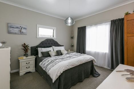 Photo of property in 54 Osier Road, Greenmeadows, Napier, 4112