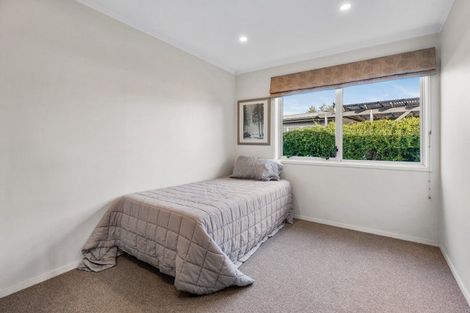 Photo of property in 11 Holyrood Street, Taradale, Napier, 4112