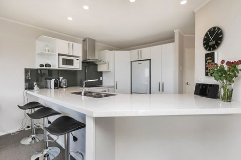 Photo of property in 12 Marlin Street, West Harbour, Auckland, 0618