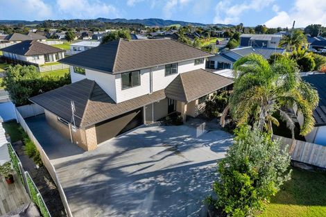 Photo of property in 116 Barbados Way, One Tree Point, 0118