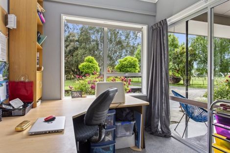 Photo of property in 379 Pyramid Valley Road, Pyramid Valley, Waikari, 7491