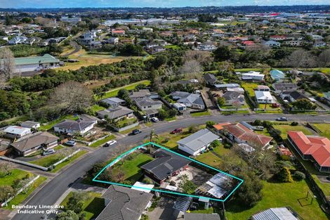 Photo of property in 36 Chilcott Road, Henderson, Auckland, 0612