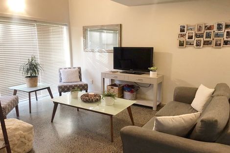 Photo of property in 630 Beach Road, Browns Bay, Auckland, 0630