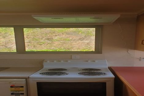 Photo of property in 20 Rice Crescent, Newlands, Wellington, 6037