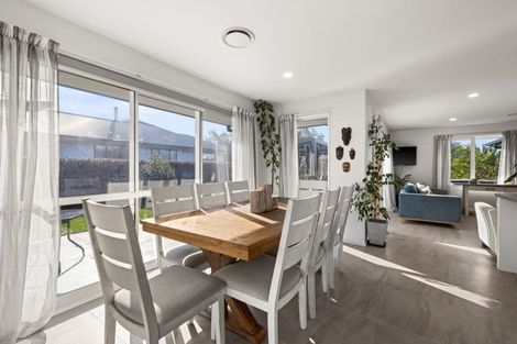 Photo of property in 3 Cape Grove, Haumoana, Hastings, 4180