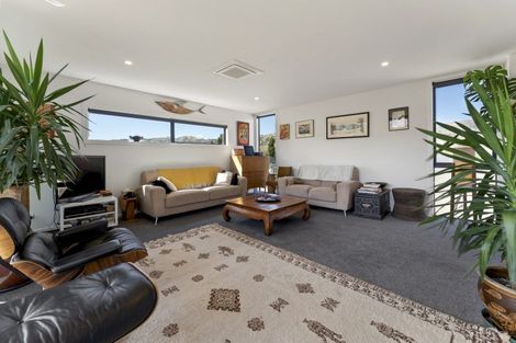 Photo of property in 33 Stratford Drive, Mount Pisa, Cromwell, 9383