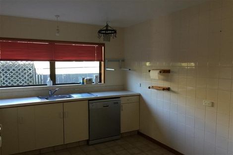 Photo of property in 5 Ranui Street, Waikawa, Picton, 7220