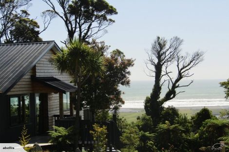 Photo of property in 3316 Coast Road, Barrytown, Runanga, 7873