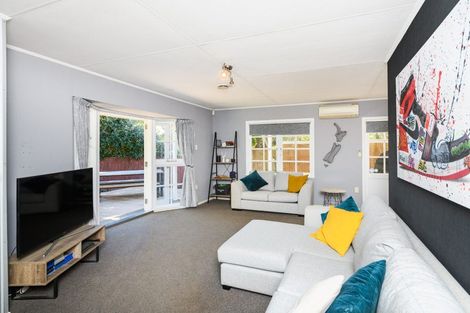 Photo of property in 12 Saturn Crescent, Milson, Palmerston North, 4414