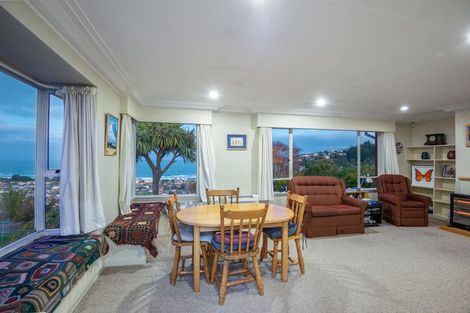 Photo of property in 139 Easther Crescent, Kew, Dunedin, 9012