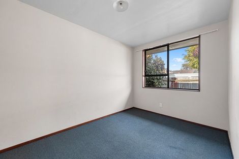 Photo of property in 1b Tamarisk Place, Parklands, Christchurch, 8083