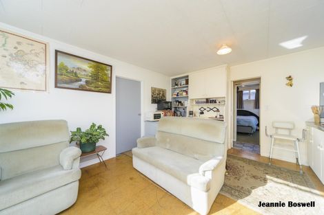 Photo of property in 25 Chadwick Place, Highbury, Palmerston North, 4412