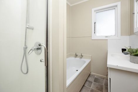 Photo of property in 27 Grey Street, Hamilton East, Hamilton, 3216