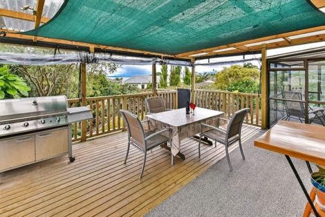 Photo of property in 19 Taihiki Road, Clarks Beach, 2122
