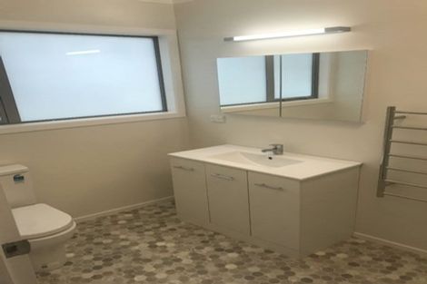 Photo of property in 49 Chartwell Drive, Crofton Downs, Wellington, 6035