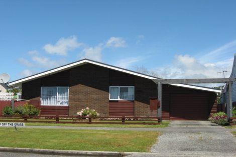 Photo of property in 1/12b Gladstone Street, Westport, 7825