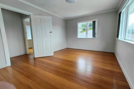 Photo of property in 383 West Coast Road, Glen Eden, Auckland, 0602