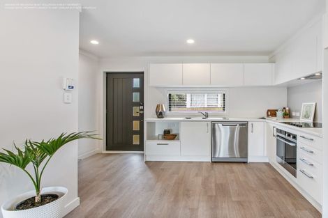 Photo of property in 5 Wallace Road, Mangere Bridge, Auckland, 2022