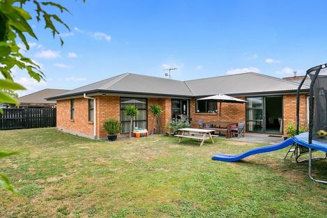 Photo of property in 15 Jasmine Place, Cambridge, 3434