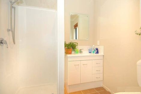 Photo of property in 12 Mcewen Crescent, Riverstone Terraces, Upper Hutt, 5018