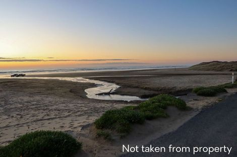 Photo of property in 45 Marine Drive, Te Kopuru, Dargaville, 0371