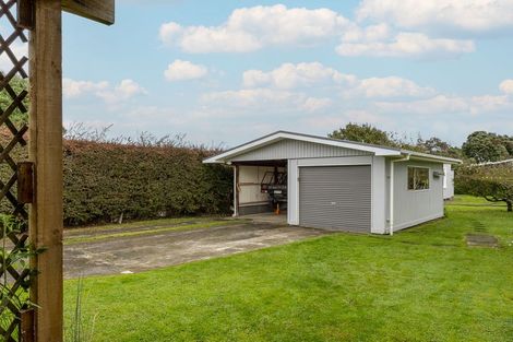 Photo of property in 324 Te Moana Road, Waikanae, 5036