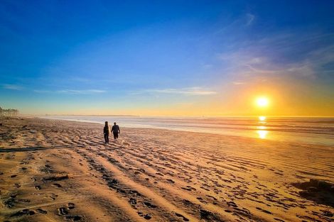 Photo of property in 5 Marine Parade, Carters Beach, Westport, 7825