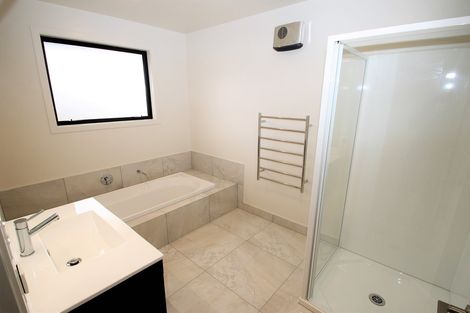 Photo of property in 8 Tate Crescent, Green Island, Dunedin, 9018