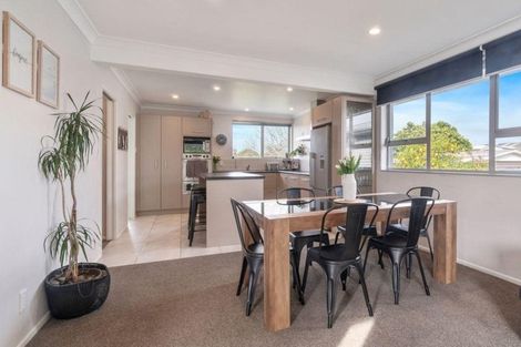 Photo of property in 19 Tapu Road, Huapai, Kumeu, 0810