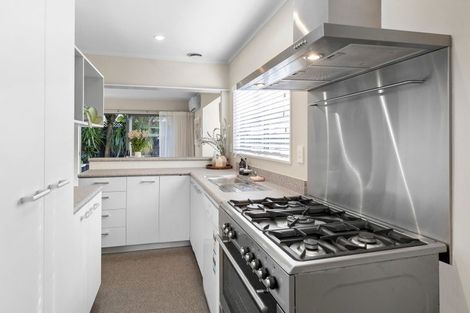 Photo of property in 2/260 Meola Road, Point Chevalier, Auckland, 1022