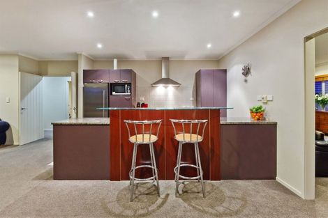 Photo of property in 162 Kittiwake Drive, Schnapper Rock, Auckland, 0632