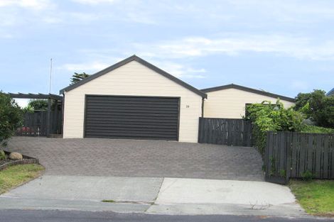 Photo of property in 28 Dungarvon Place, Omaha, 0986