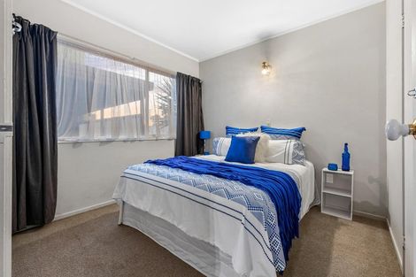 Photo of property in 75a Sturges Road, Henderson, Auckland, 0612