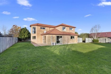 Photo of property in 44 Coolspring Way, Redwood, Christchurch, 8051