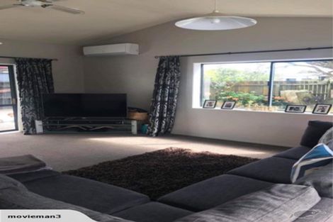 Photo of property in 30 Barbara Grove, Papamoa Beach, Papamoa, 3118