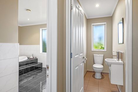 Photo of property in 32 Devine Drive, Rolleston, Christchurch, 7678